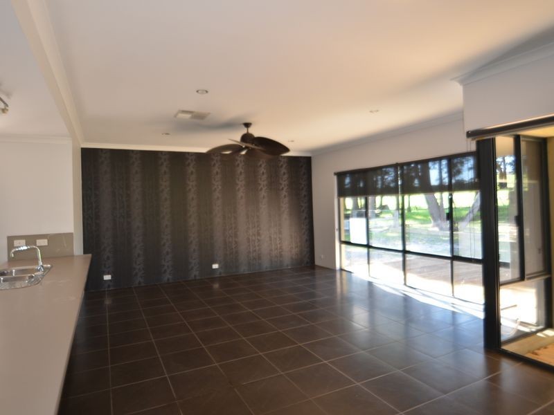 41 Gladstone Street, Cookernup WA 6220