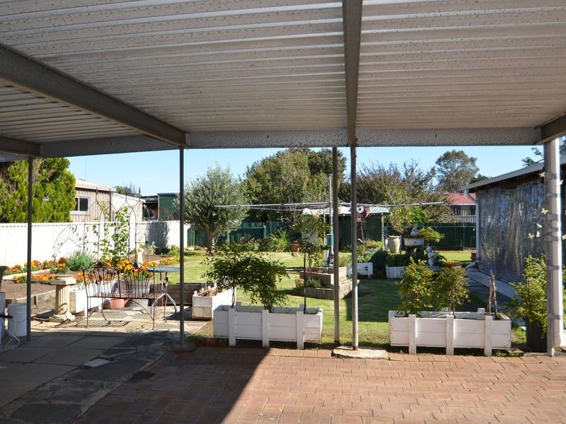 6 Kidson Street, Harvey WA 6220