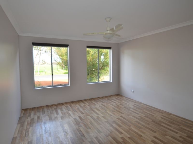 102 Herbert Road, Harvey WA 6220