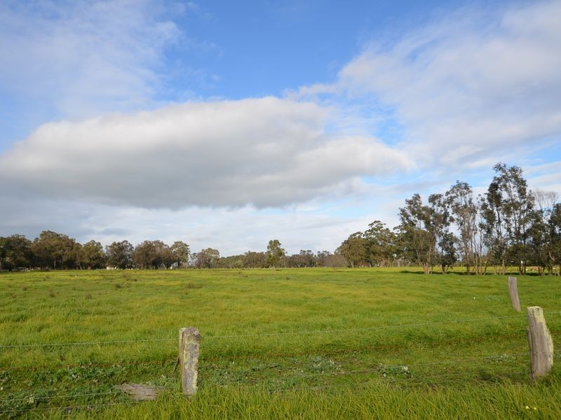 Lot 222 Tenth Street, Harvey WA 6220