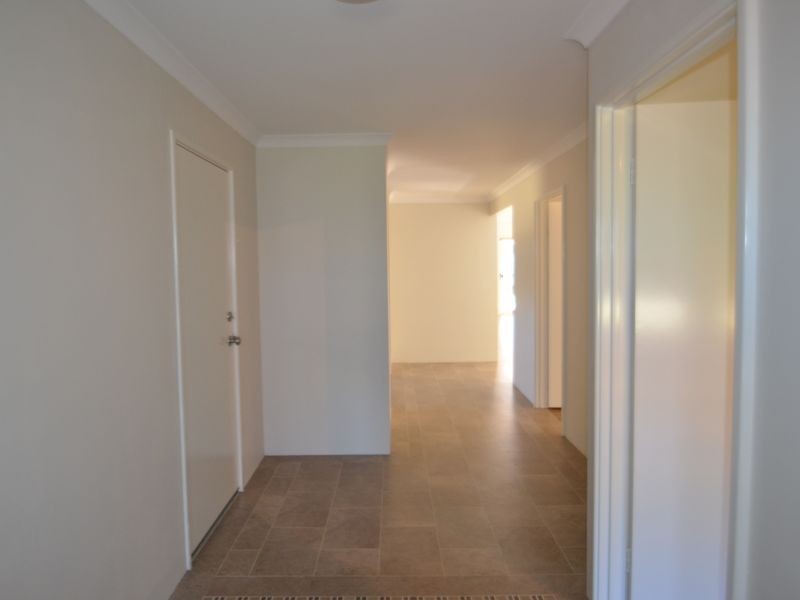 11 Raneri Avenue, Harvey WA 6220