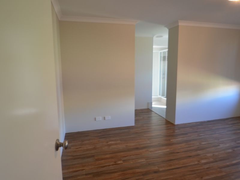 11 Raneri Avenue, Harvey WA 6220