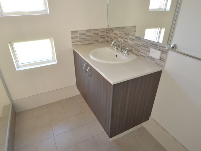 11 Raneri Avenue, Harvey WA 6220