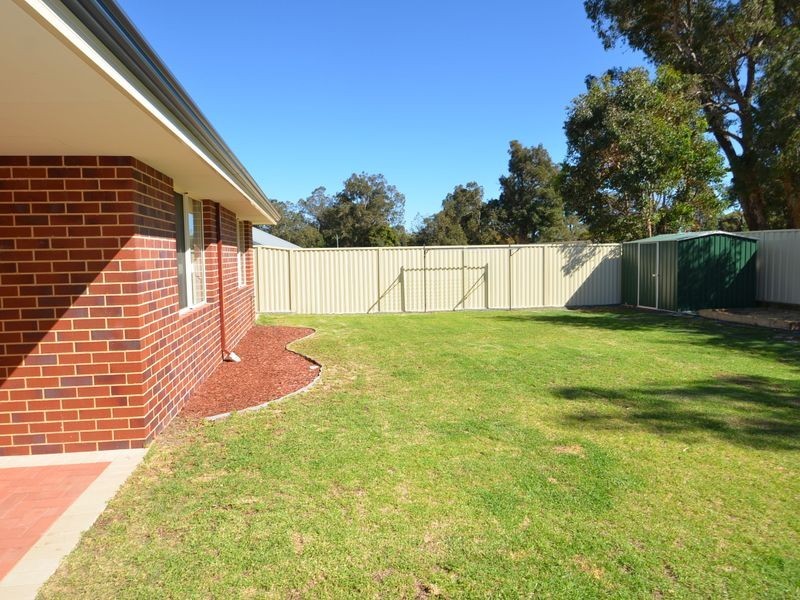 11 Raneri Avenue, Harvey WA 6220