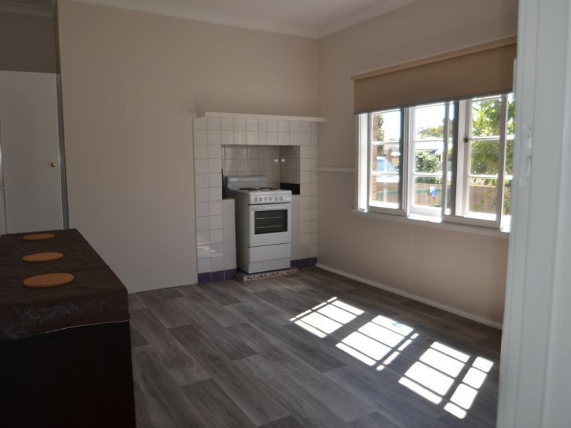 17 Peet Street, Harvey WA 6220