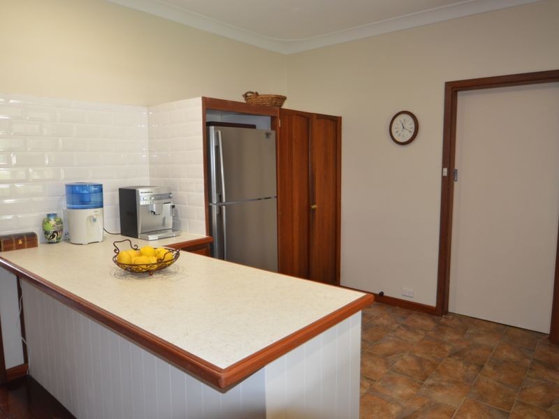 19 Merriedale Crescent, Harvey WA 6220