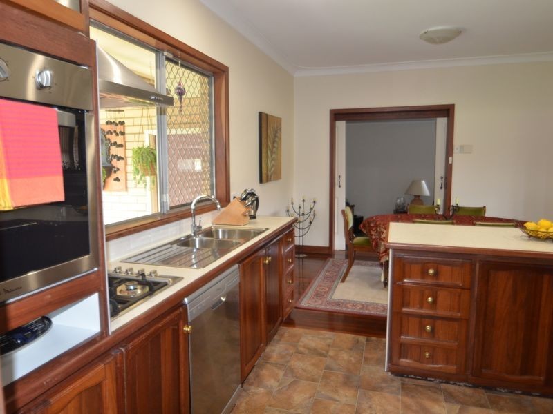 19 Merriedale Crescent, Harvey WA 6220