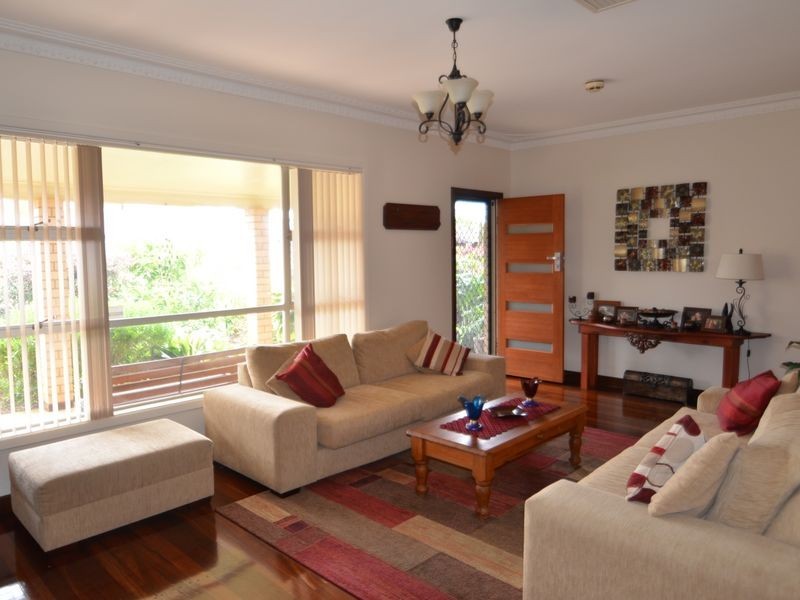 19 Merriedale Crescent, Harvey WA 6220