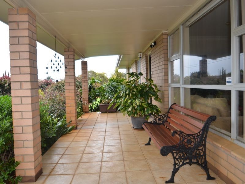 19 Merriedale Crescent, Harvey WA 6220