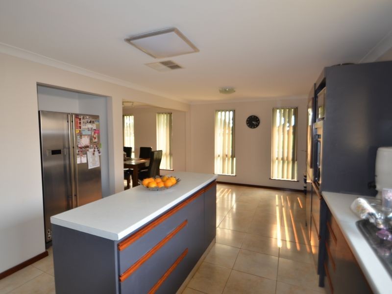 7 Hinge Road, Harvey WA 6220