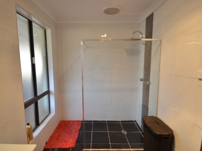 7 Hinge Road, Harvey WA 6220