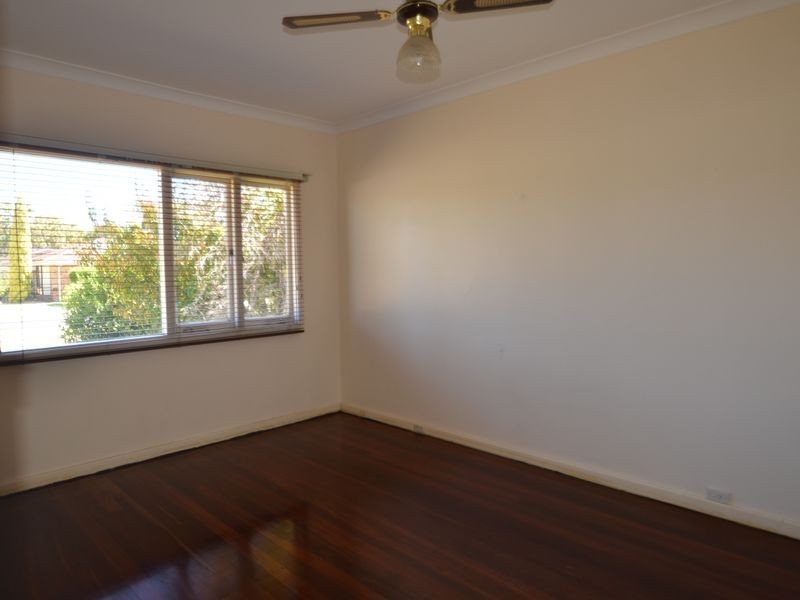 4 Roy Street, Harvey WA 6220