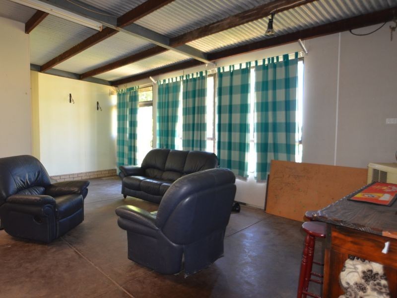 4 Roy Street, Harvey WA 6220