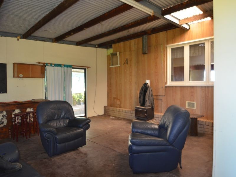 4 Roy Street, Harvey WA 6220