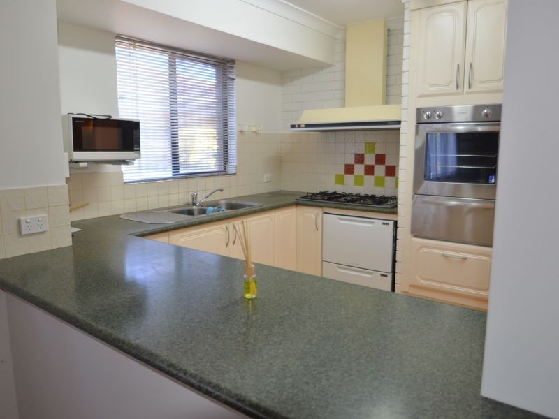 7 Young Street, Harvey WA 6220
