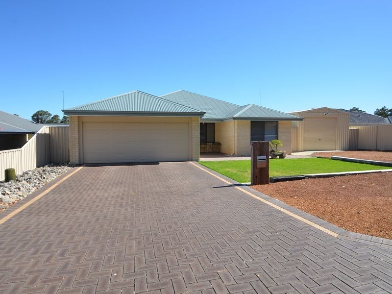 19 Butcherbird Road, Harvey WA 6220