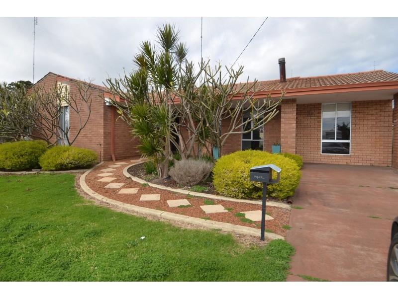 9 Lyons Way, Harvey WA 6220