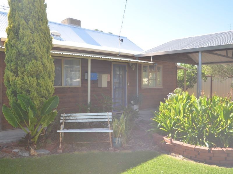 7 Third Street, Harvey WA 6220