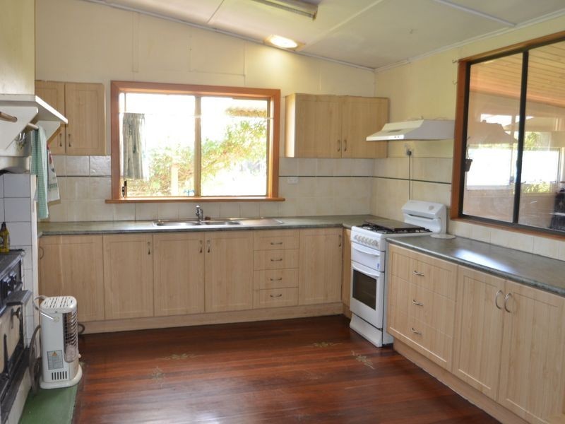 7 Third Street, Harvey WA 6220