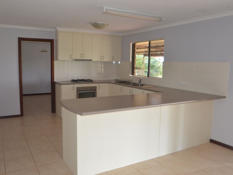 153 Tenth Street, Harvey WA 6220