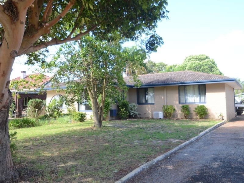 42 Harper Street, Harvey WA 6220