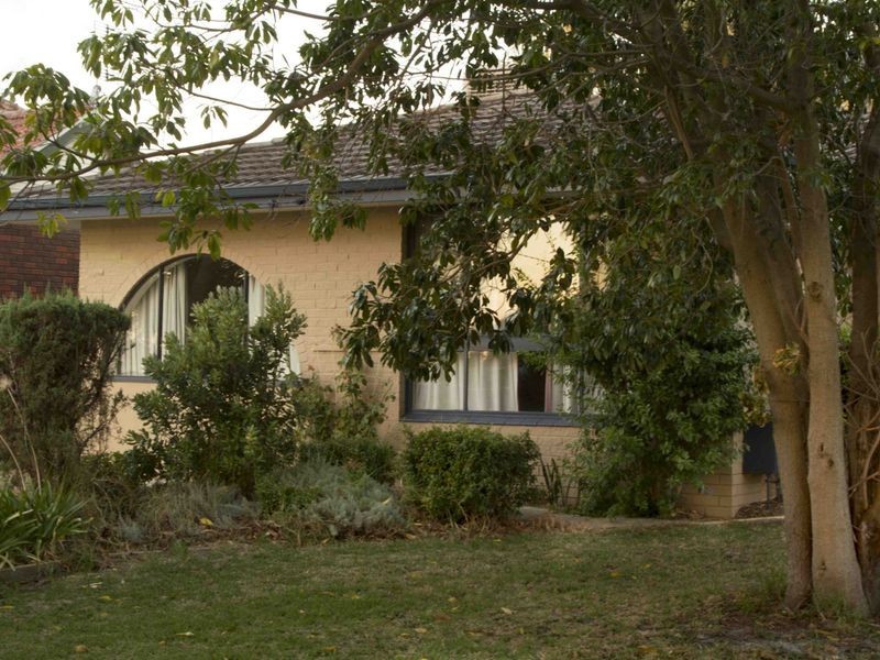 42 Harper Street, Harvey WA 6220