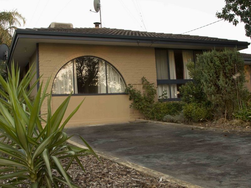 42 Harper Street, Harvey WA 6220