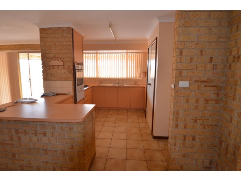 36 Minella Road, Harvey WA 6220