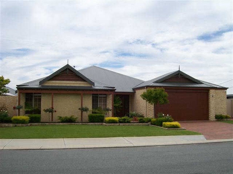 11 Thornbill Road, Huntingdale WA 6110