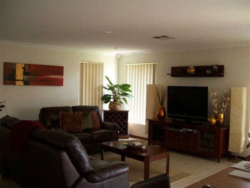 11 Thornbill Road, Huntingdale WA 6110