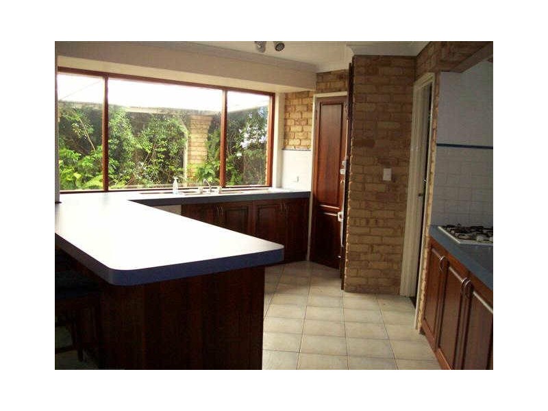 15 Ten Seldam Circle, Winthrop WA 6150