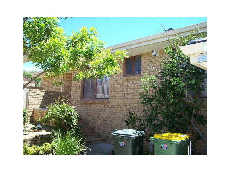 12D Green Street, Kardinya WA 6163