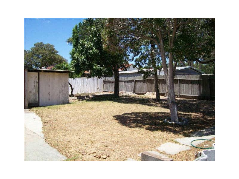 14 Juliet Road, Coolbellup WA 6163