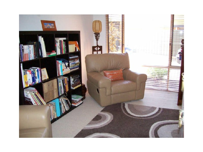 40 McMahon Way, Kardinya WA 6163