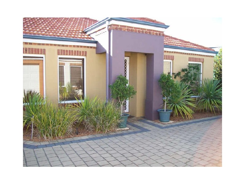 5/25 Ellesmere Circuit, Success WA 6164