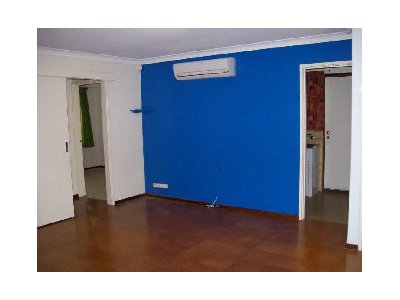 76 Parkway Road, Bibra Lake WA 6163