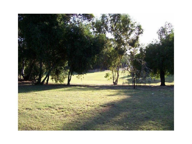 76 Parkway Road, Bibra Lake WA 6163