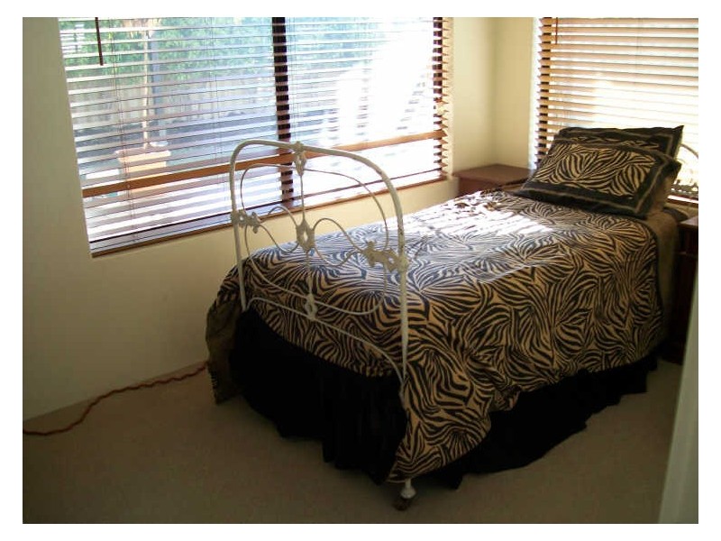 42 Amherst Road, Canning Vale WA 6155