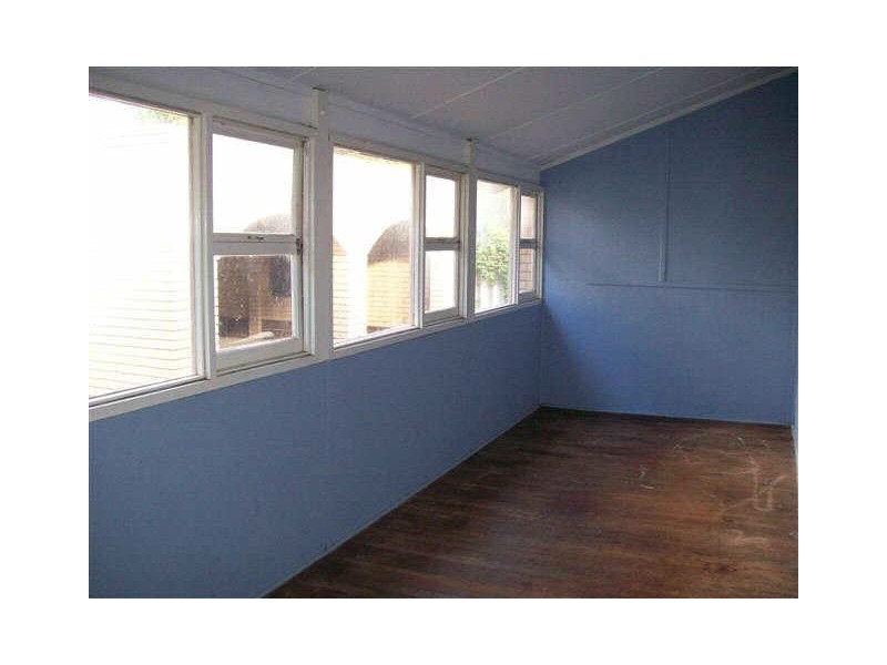 341 South Street, Hilton WA 6163