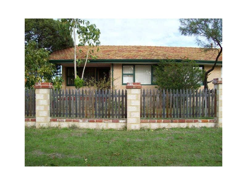 21 Camillo Street, Coolbellup WA 6163