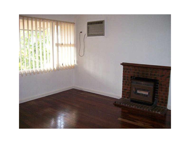 21 Camillo Street, Coolbellup WA 6163