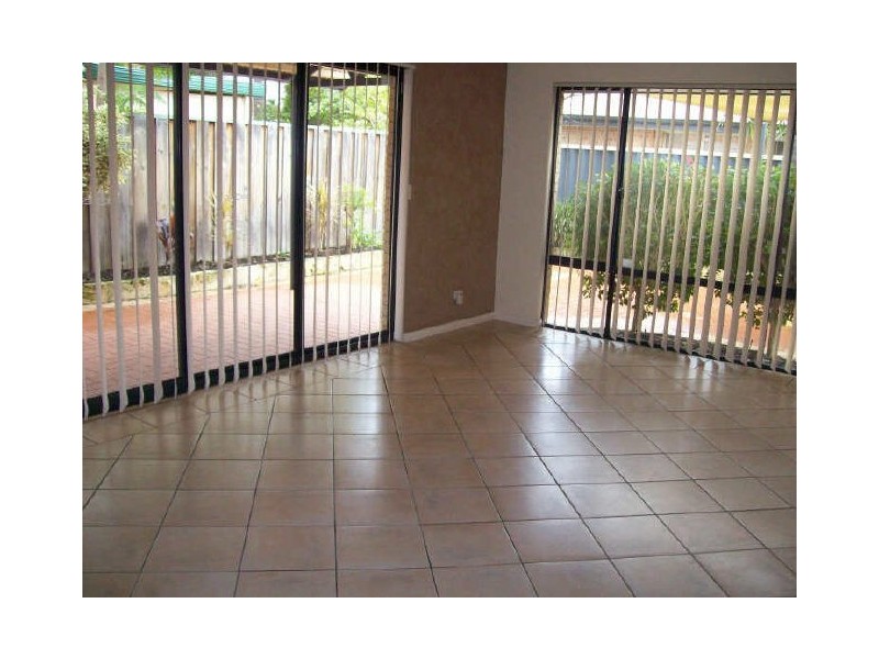 23 Aviemore Green, Canning Vale WA 6155