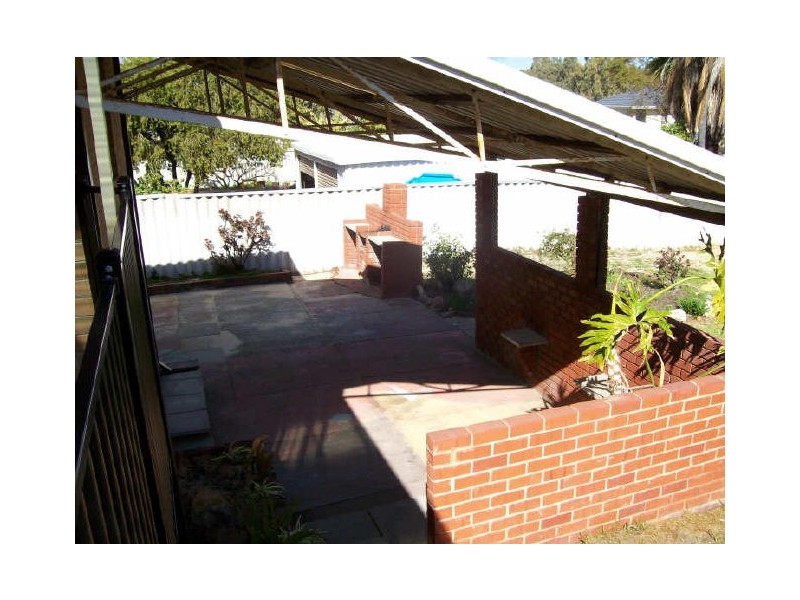 35 Doolette Street, Spearwood WA 6163