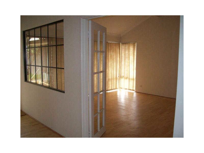 35 Deller Drive, Bibra Lake WA 6163