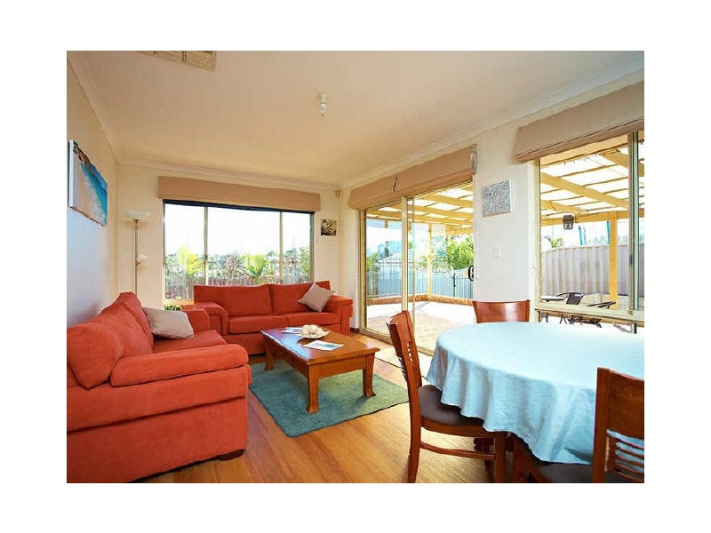 9 Tulipwood Place, South Lake WA 6164