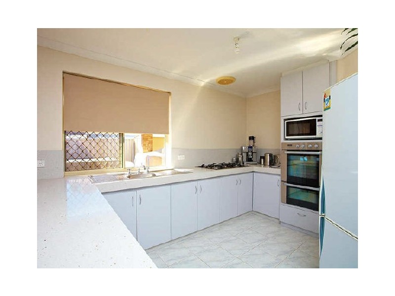 9 Tulipwood Place, South Lake WA 6164