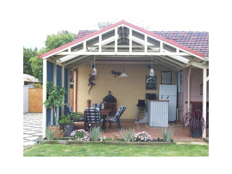 33 Williams Road, Coolbellup WA 6163