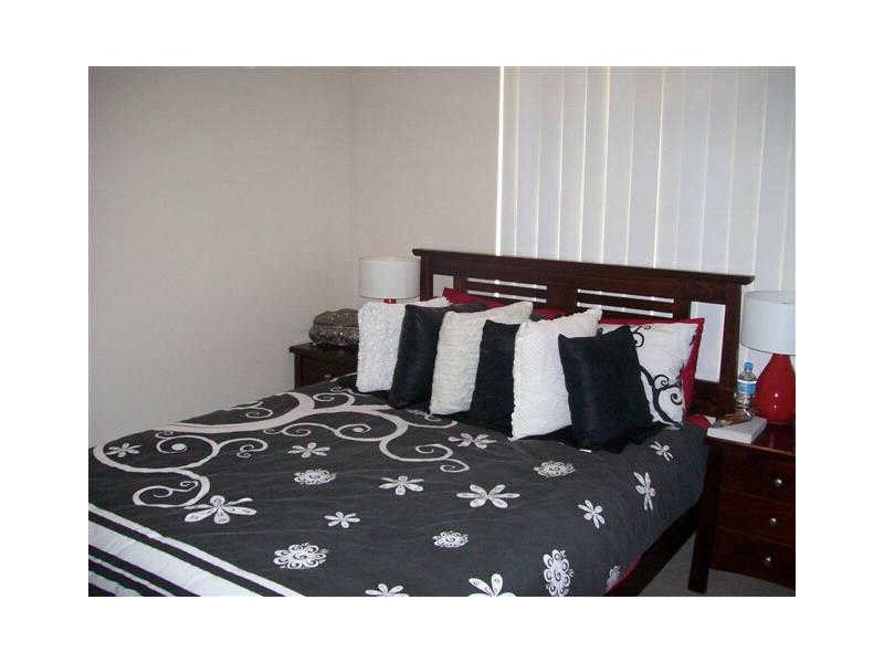 13 Mounsey Street, Kardinya WA 6163