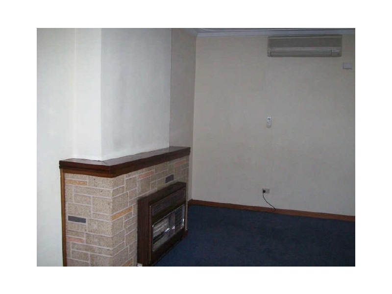 16 Pattie Street, Cannington WA 6107