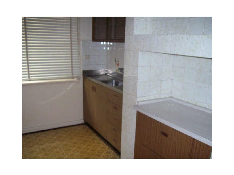 16 Pattie Street, Cannington WA 6107